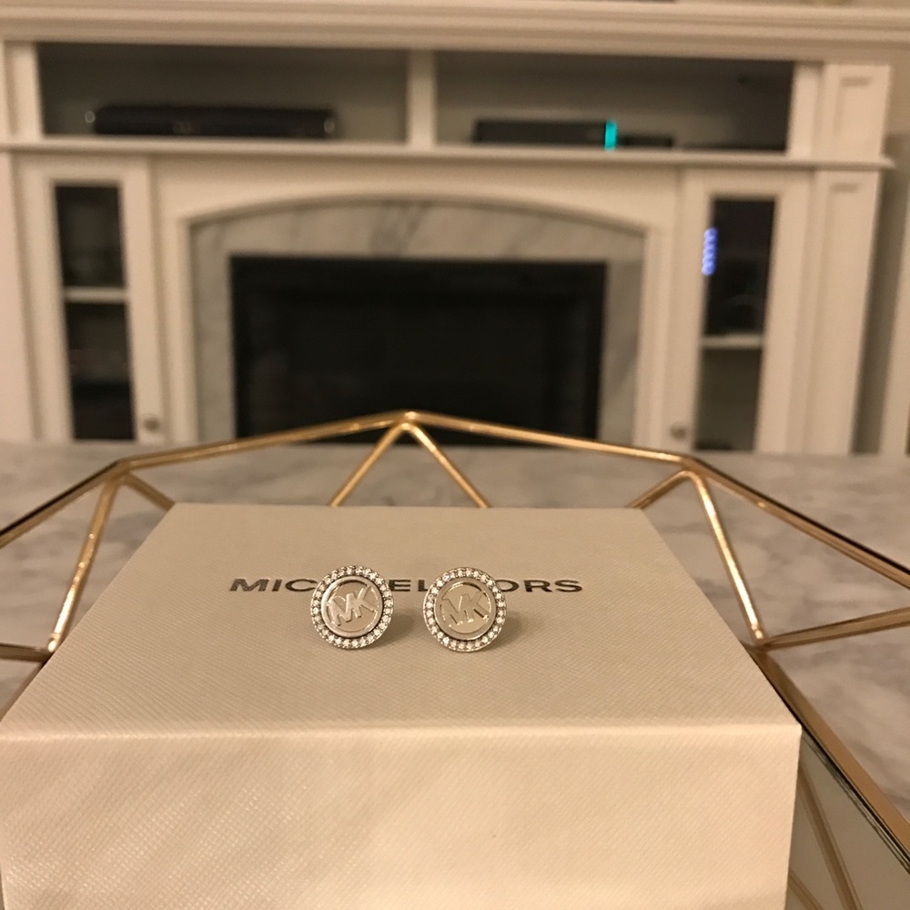 🆕 MK Sterling Silver Stud Earring - Picture 2 of 5